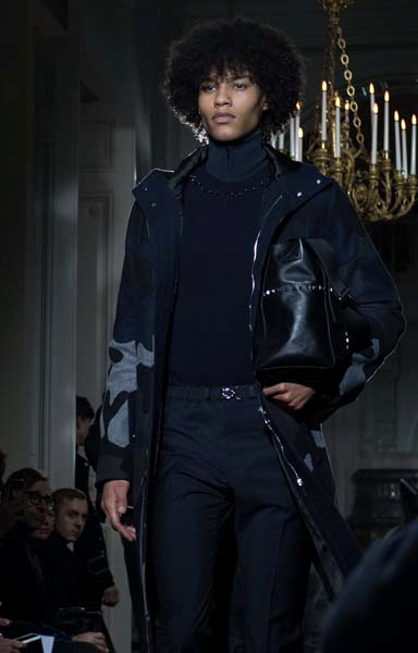 VALENTINO 2019 SONBAHAR KIŞ DEFİLESİ