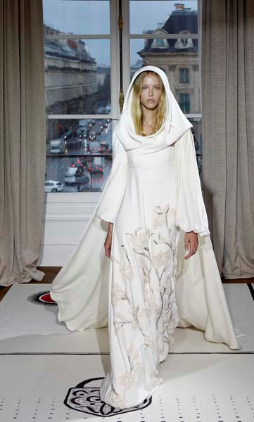 SCHIAPARELLI 2018 İLKBAHAR/YAZ HAUTE-COUTURE DEFİLESİ