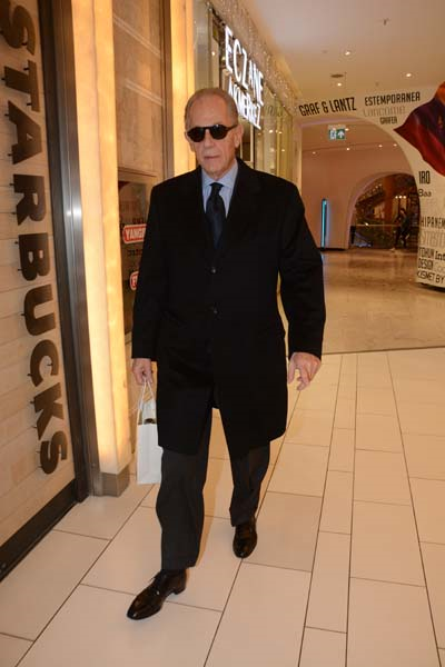 FARUK SÜREN ALIŞVERİŞTE