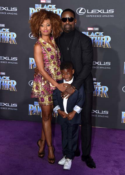 BLACK PANTHERİN DÜNYA PRÖMİYERİ