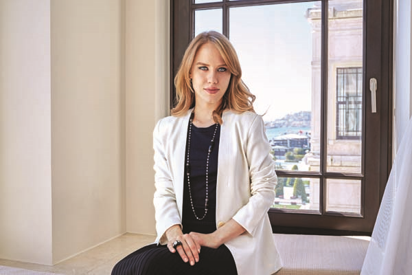 YELDA DEMİRÖRENİN LÜKSLERİ