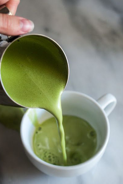 YEŞİL ÇAYIN KRALİÇESİ MATCHA