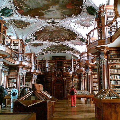 DÜNYANIN EN GÜZEL KÜTÜPHANELERİ