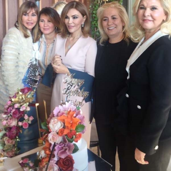 FERYAL GÜLMAN VE SEVİM UYAR DOĞUM GÜNLERİNİ KUTLADI