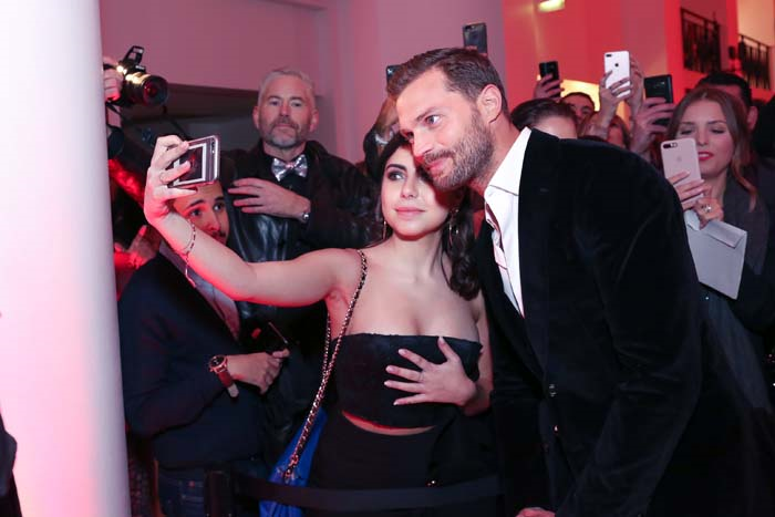 ÖZGÜRLÜĞÜN ELLİ TONU FİLMİNİN PARİS PRÖMİYERİ