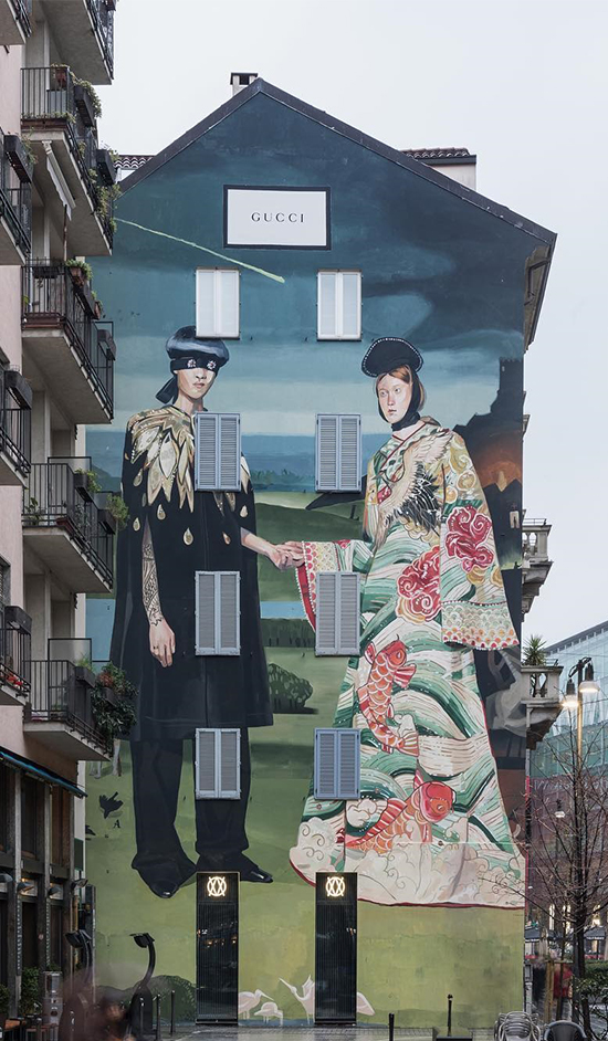 GUCCI SOKAKLARI ELE GEÇİRDİ