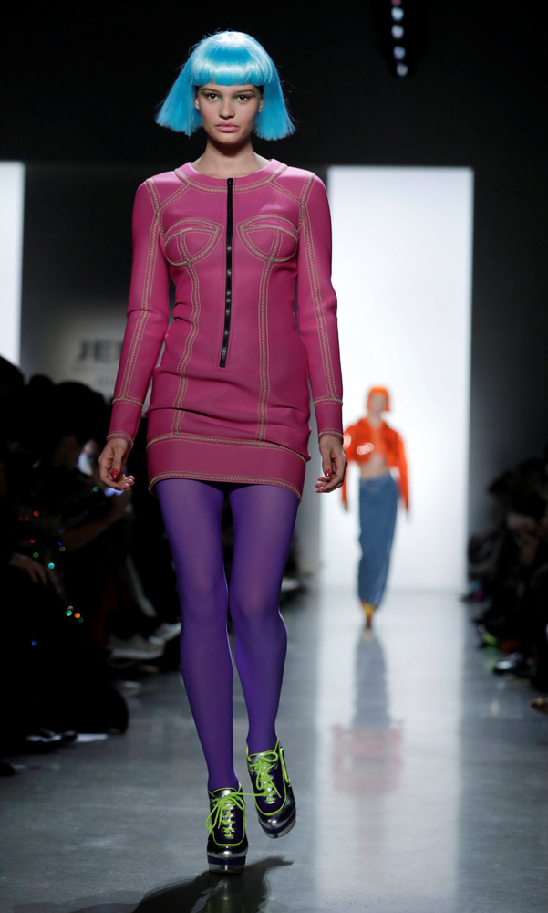 JEREMMY SCOTT  2018 SONBAHAR-KIŞ DEFİLESİ