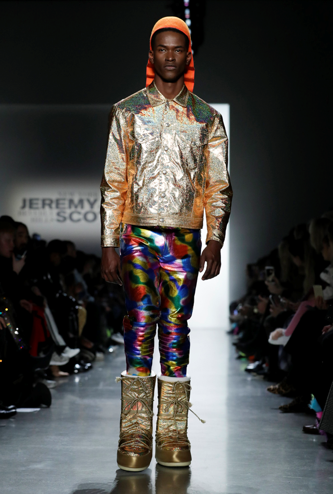 JEREMMY SCOTT  2018 SONBAHAR-KIŞ DEFİLESİ