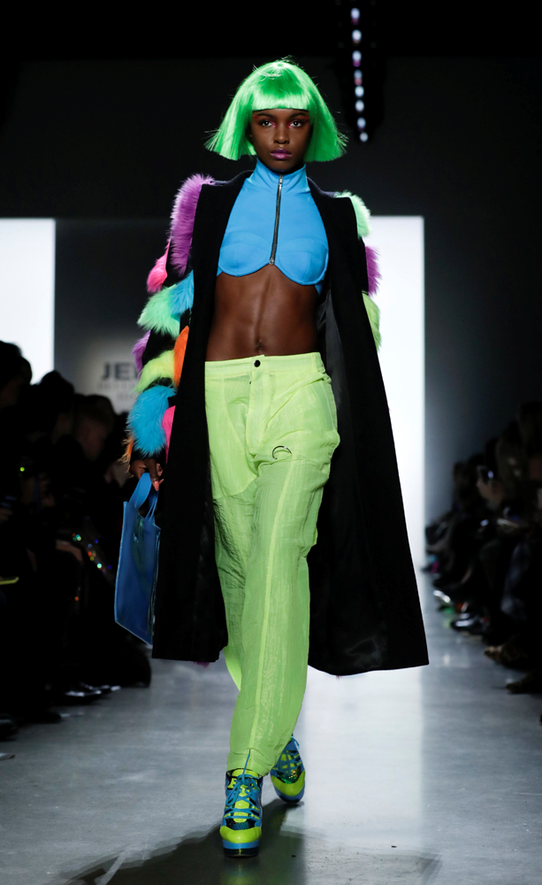 JEREMMY SCOTT  2018 SONBAHAR-KIŞ DEFİLESİ