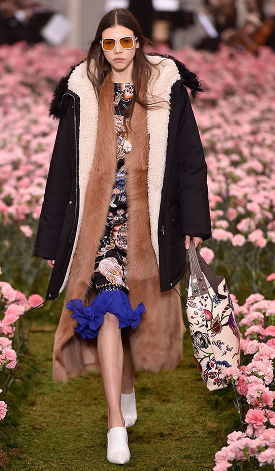 TORY BURCH 2018 SONBAHAR-KIŞ DEFİLESİ