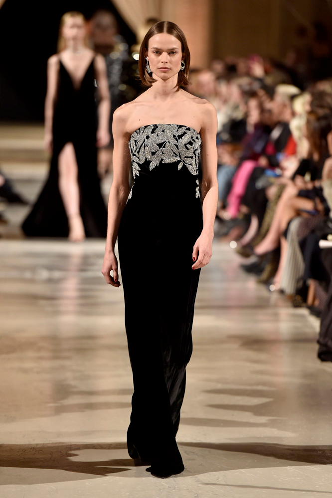 OSCAR DE LA RENTA 2018 SONBAHAR-KIŞ DEFİLESİ