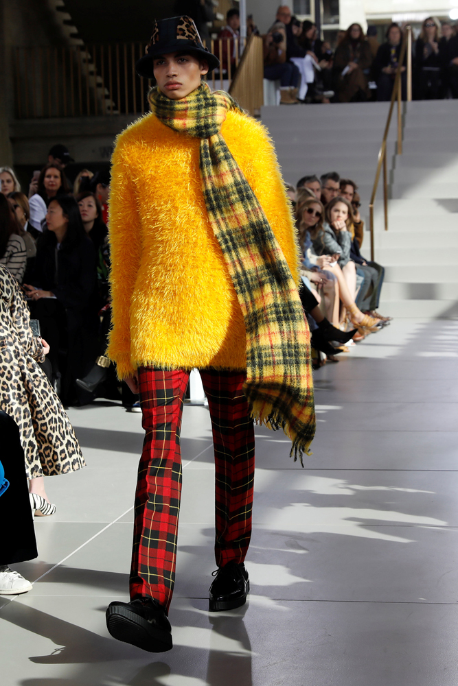 MICHAEL KORS 2018 SONBAHAR-KIŞ DEFİLESİ