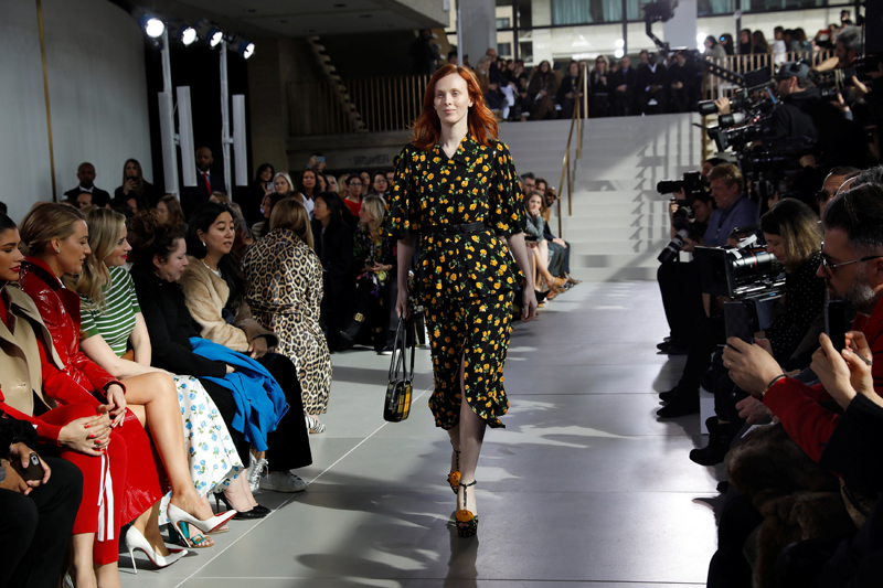 MICHAEL KORS 2018 SONBAHAR-KIŞ DEFİLESİ