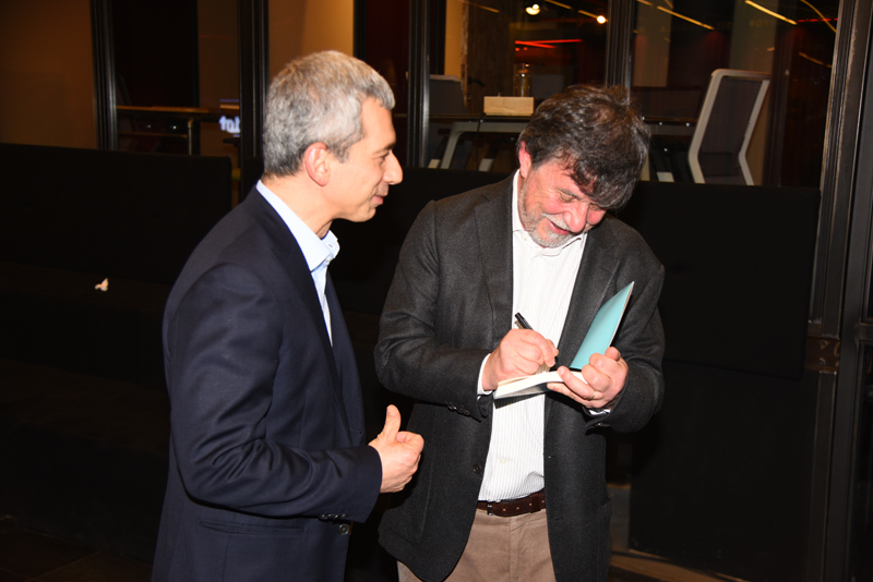 FARUK ECZACIBAŞI KİTAP YAZDI