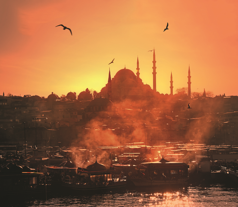 BEGÜM KIROĞLUNUN LÜKSLERİ