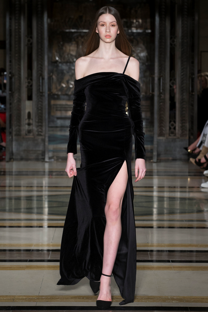 LONDRA MODA HAFTASINDA BİR TÜRK