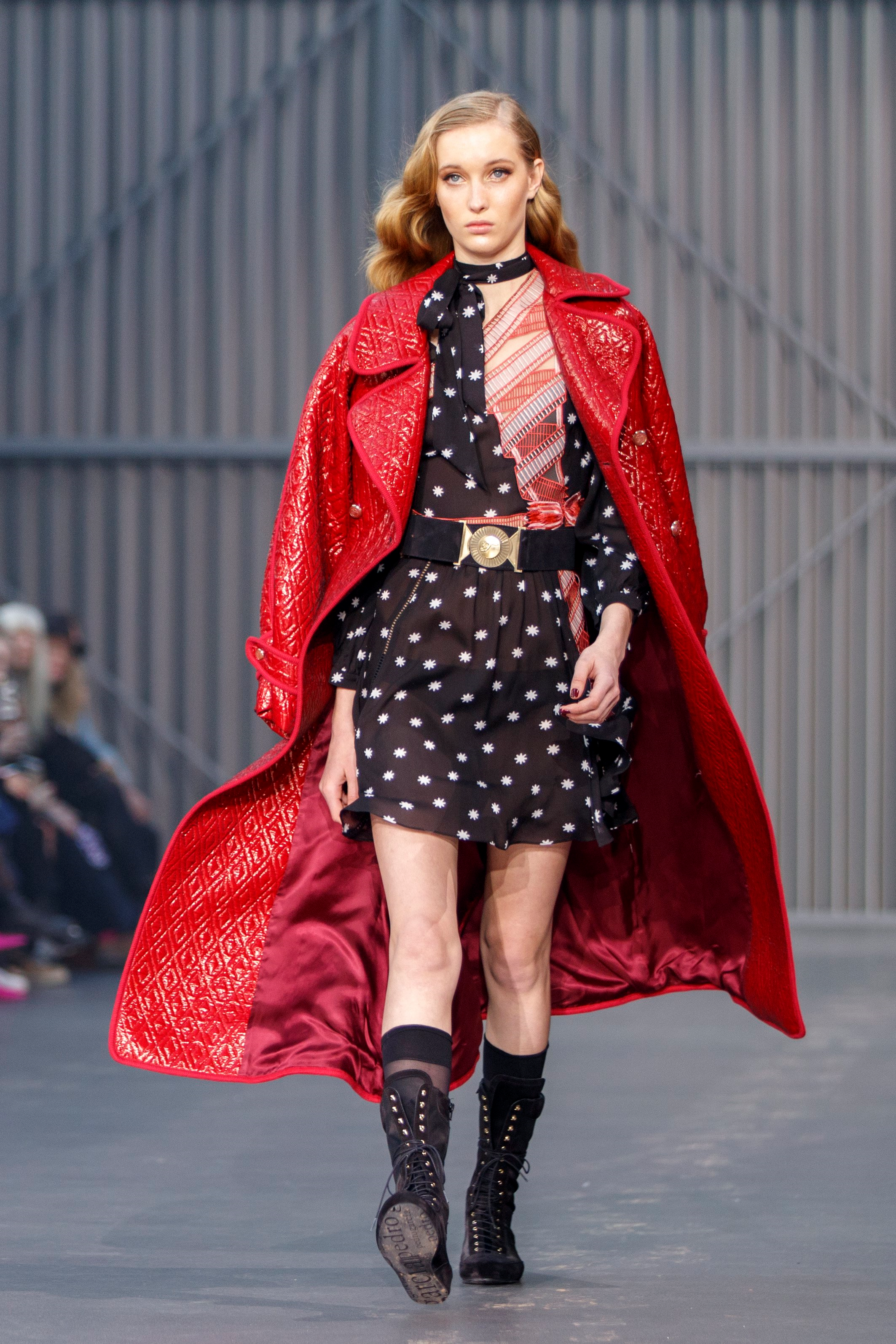 TEMPERLEY LONDON DEFİLESİ