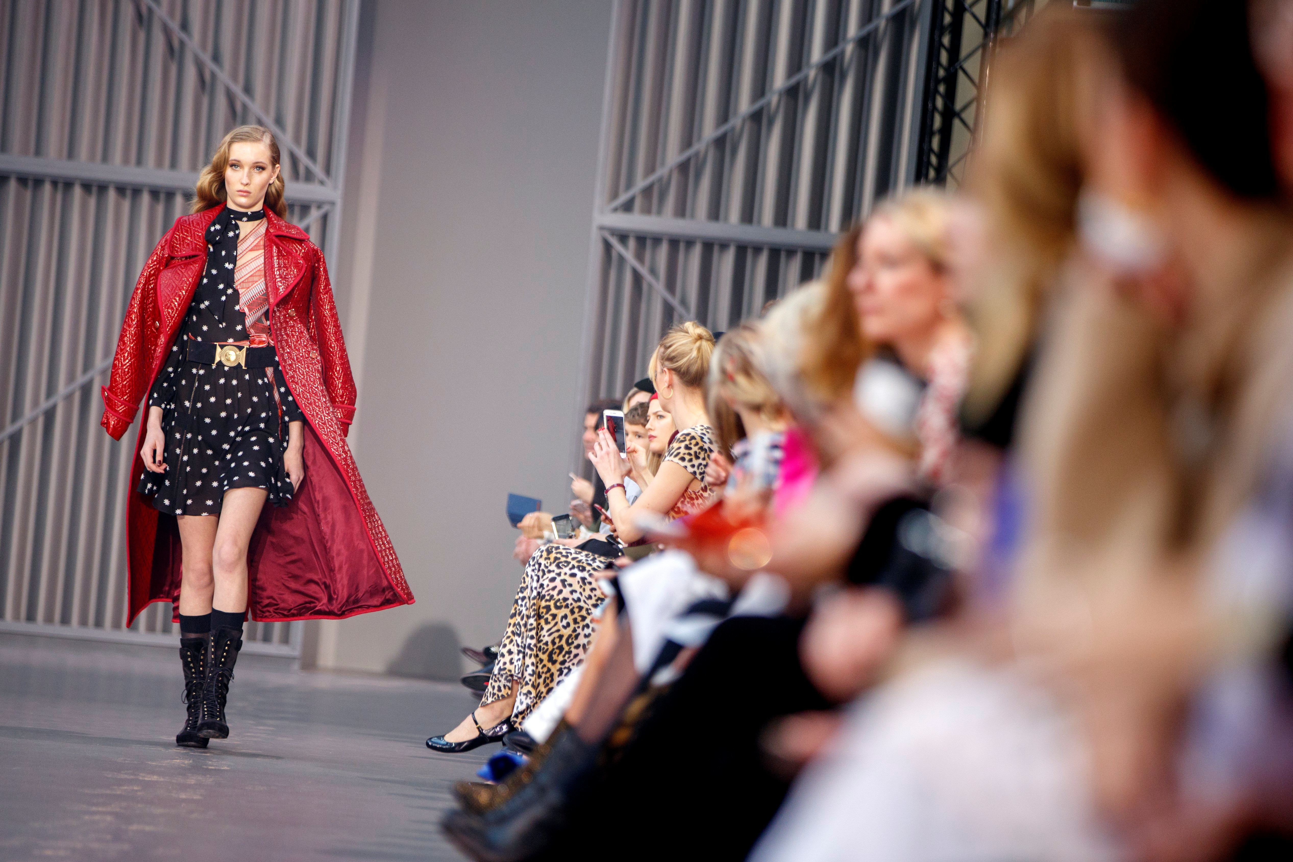 TEMPERLEY LONDON DEFİLESİ