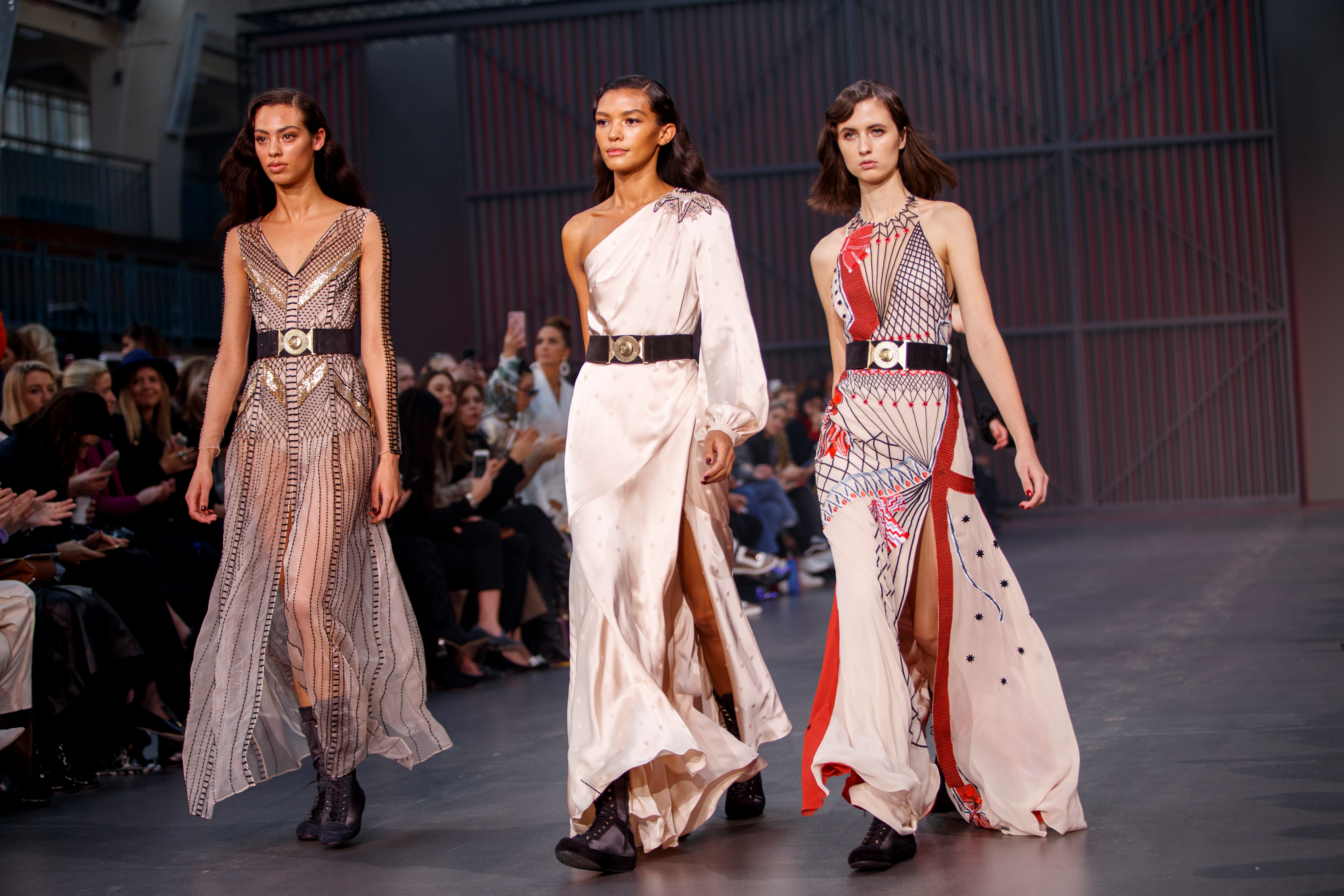 TEMPERLEY LONDON DEFİLESİ