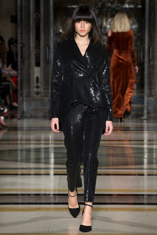 LONDRA MODA HAFTASINDA BİR TÜRK