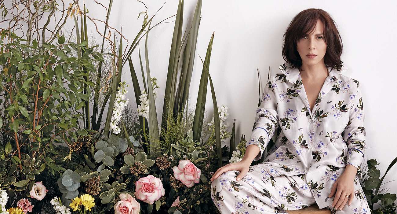 SERTAB ERENER 25.SANAT YILINI KUTLUYOR