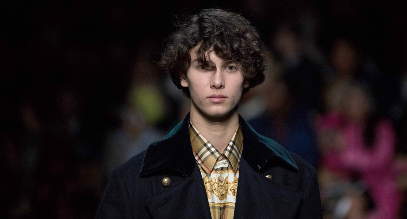 DANİMARKA PRENSİ PODYUMDA!