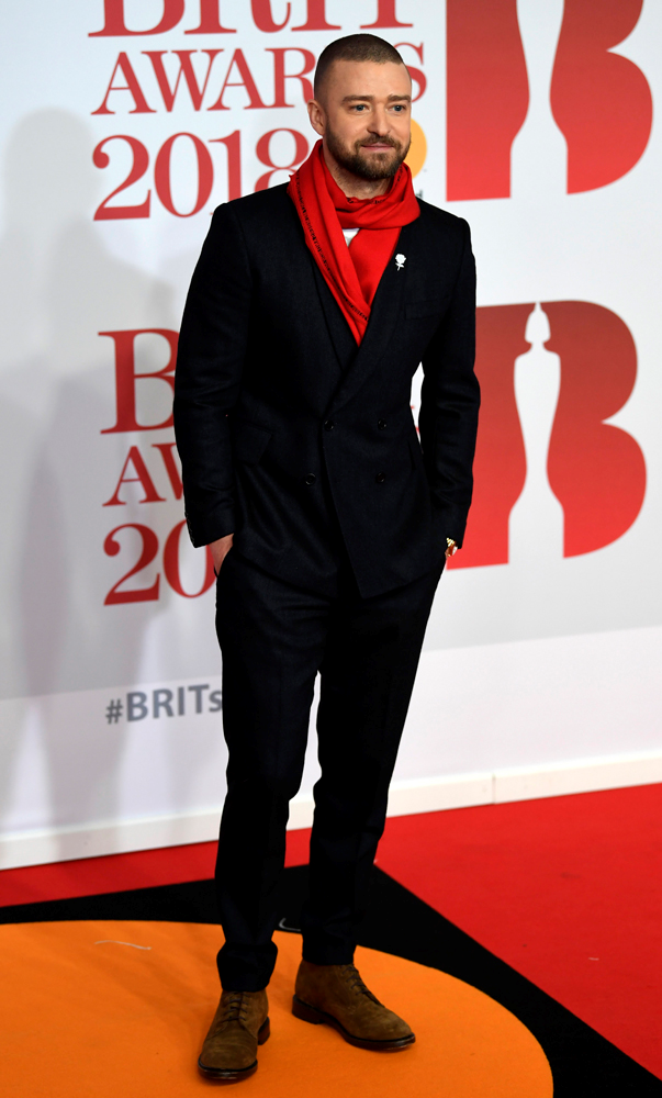  BRIT ÖDÜLLERİ 2018 KIRMIZI HALI