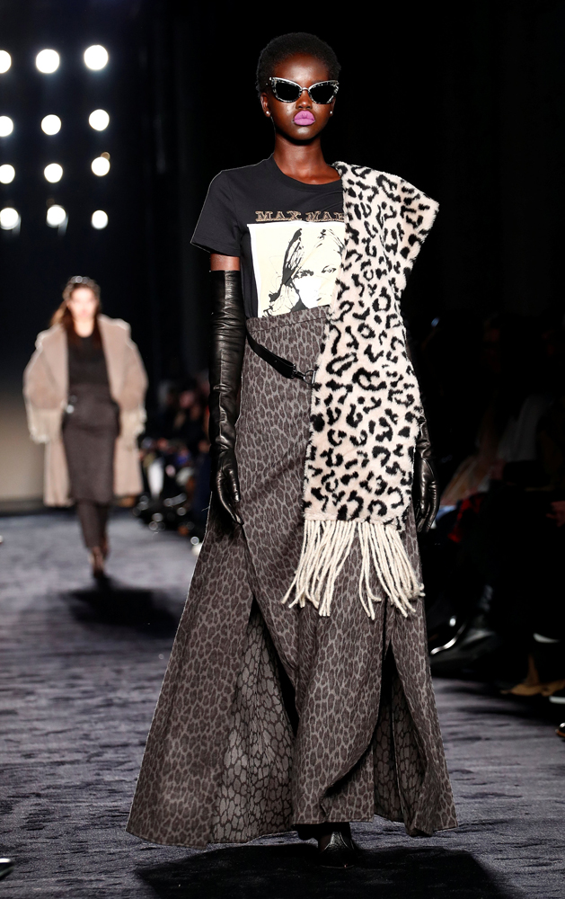 MAX MARA 2018 SONBAHAR-KIŞ DEFİLESİ