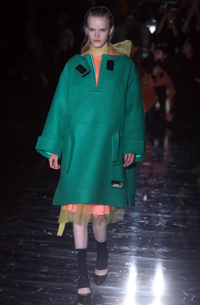 PRADA ZİRVEYİ KİMSEYE BIRAKMIYOR