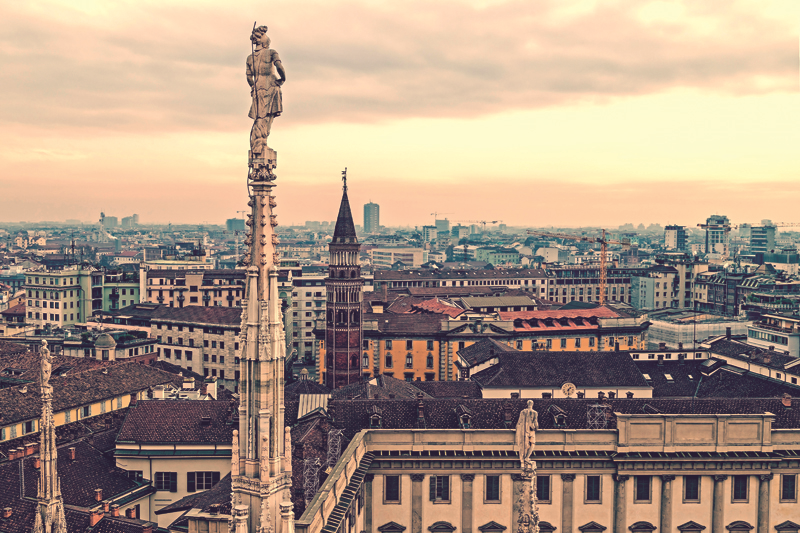 YASEMİN ÖZİLHAN'IN LÜKSLERİ