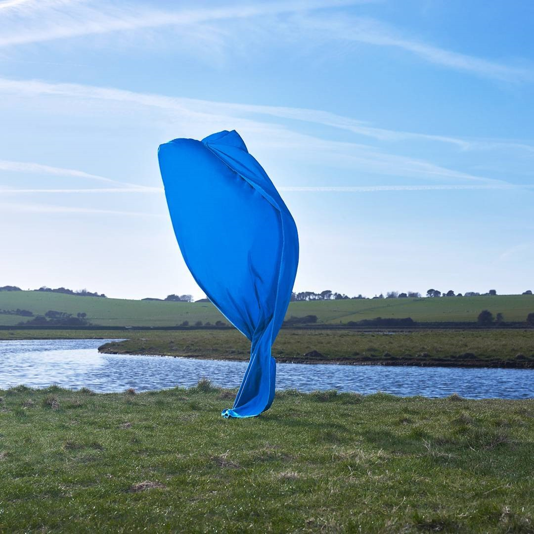 ANIN BÜYÜSÜNE KAPILIN