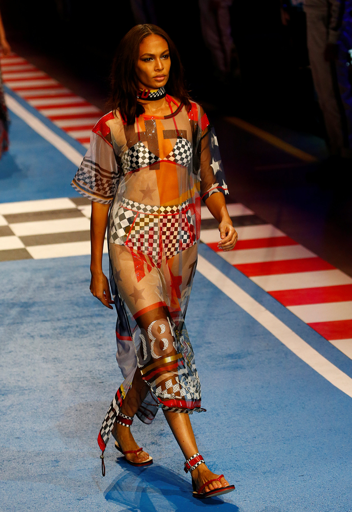 TOMMY HILFIGER 2018 SONBAHAR-KIŞ KOLEKSİYONU