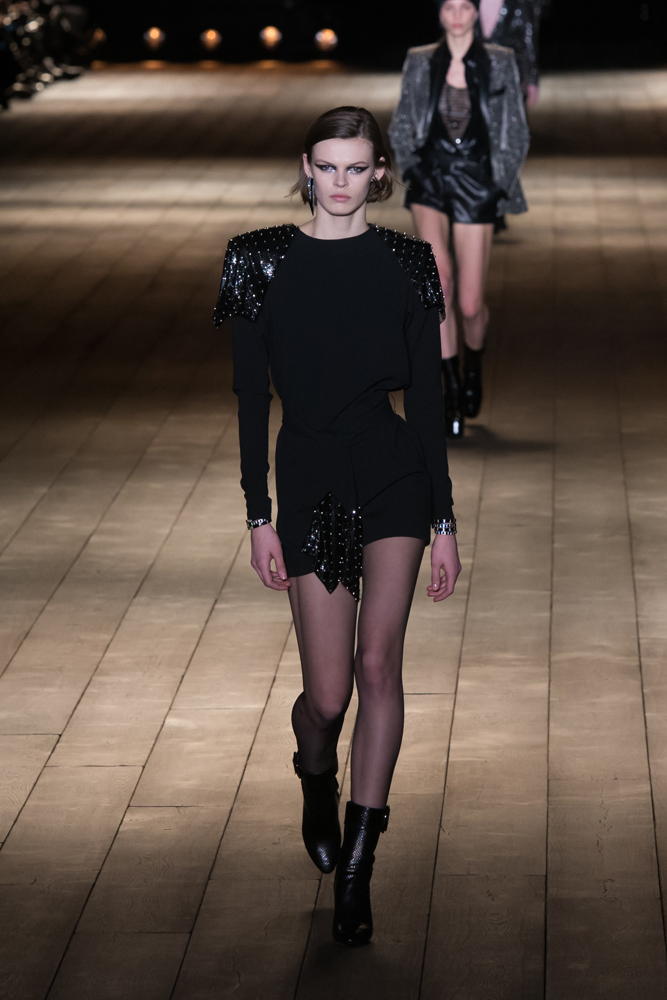 YSL 2018 SONBAHAR-KIŞ DEFİLESİ