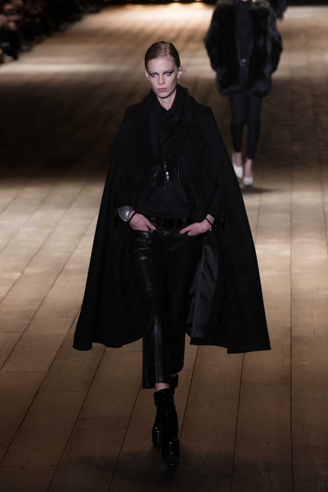 YSL 2018 SONBAHAR-KIŞ DEFİLESİ