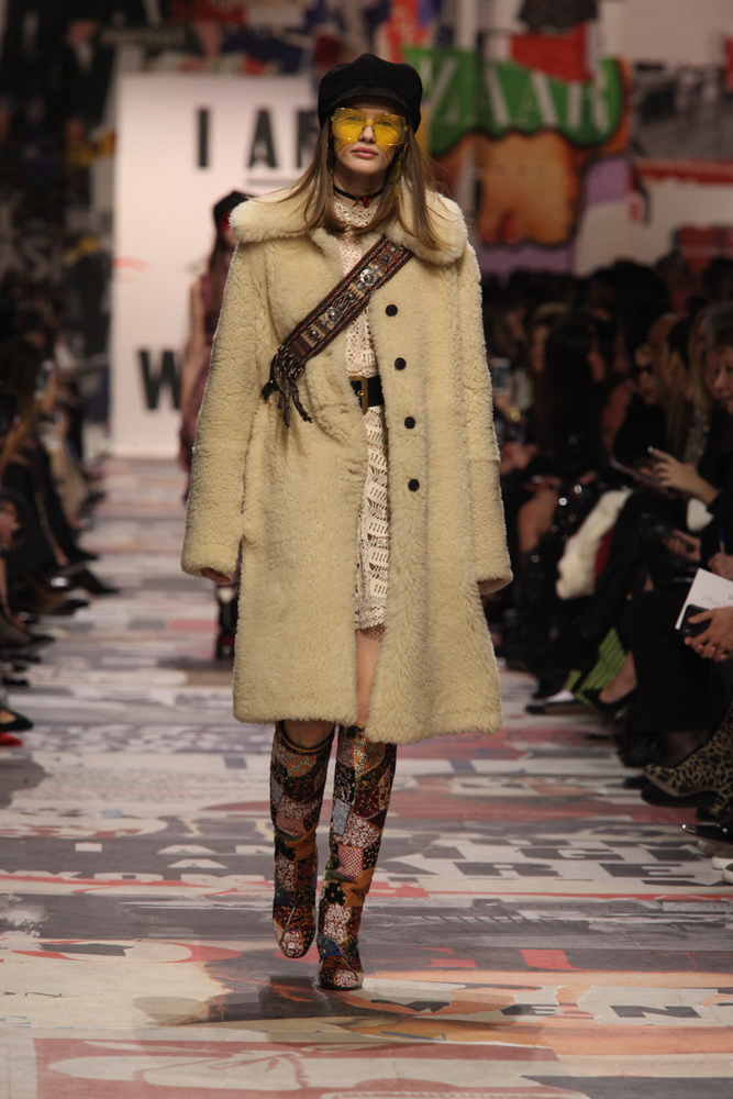 DIOR 2018 SONBAHAR-KIŞ DEFİLESİ