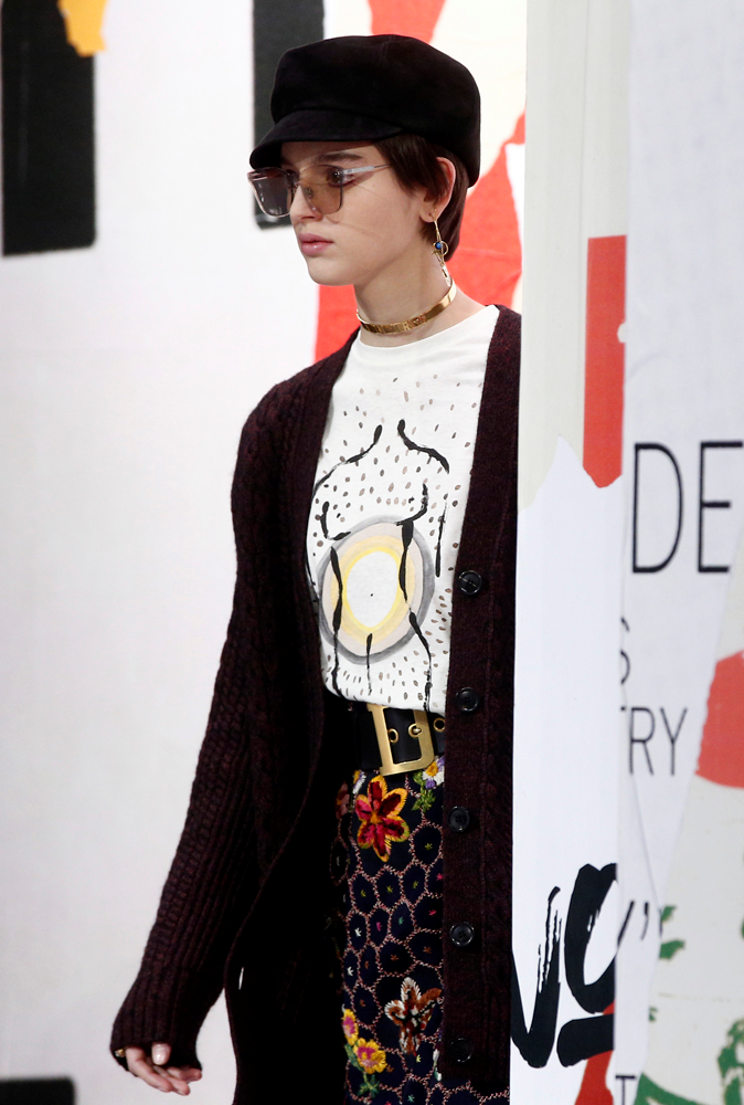 DIOR 2018 SONBAHAR-KIŞ DEFİLESİ