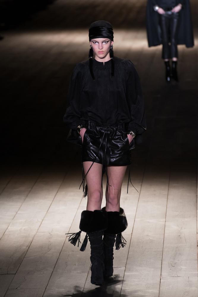 YSL 2018 SONBAHAR-KIŞ DEFİLESİ