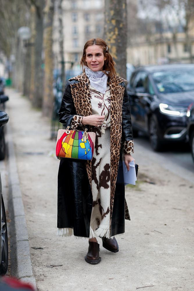 PARİS MODA HAFTASI SOKAK STİLLERİ