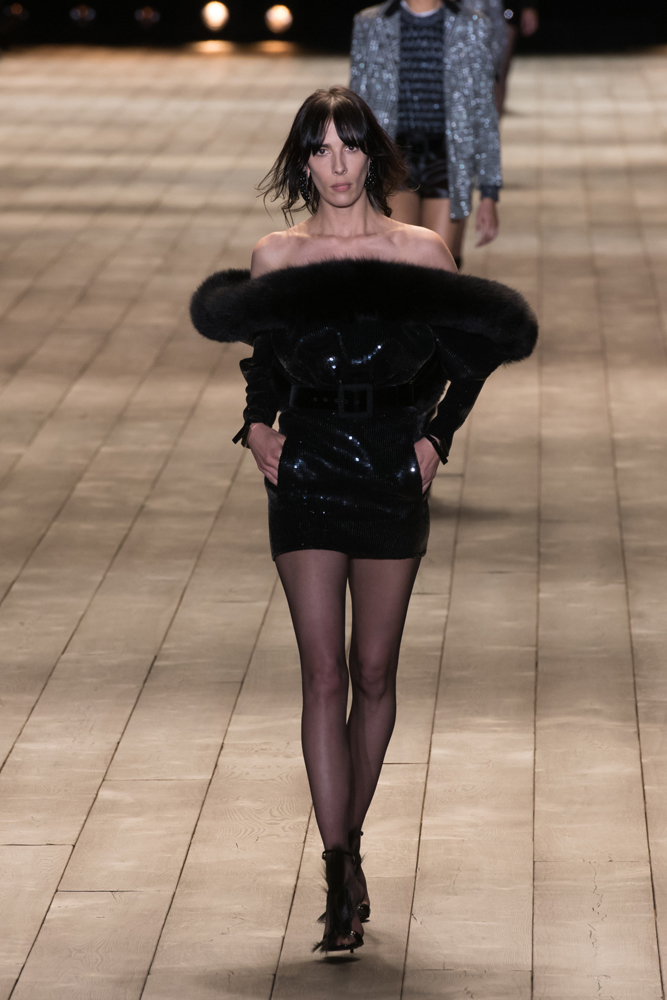 YSL 2018 SONBAHAR-KIŞ DEFİLESİ