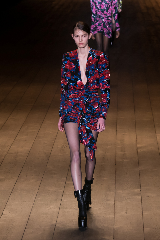 YSL 2018 SONBAHAR-KIŞ DEFİLESİ