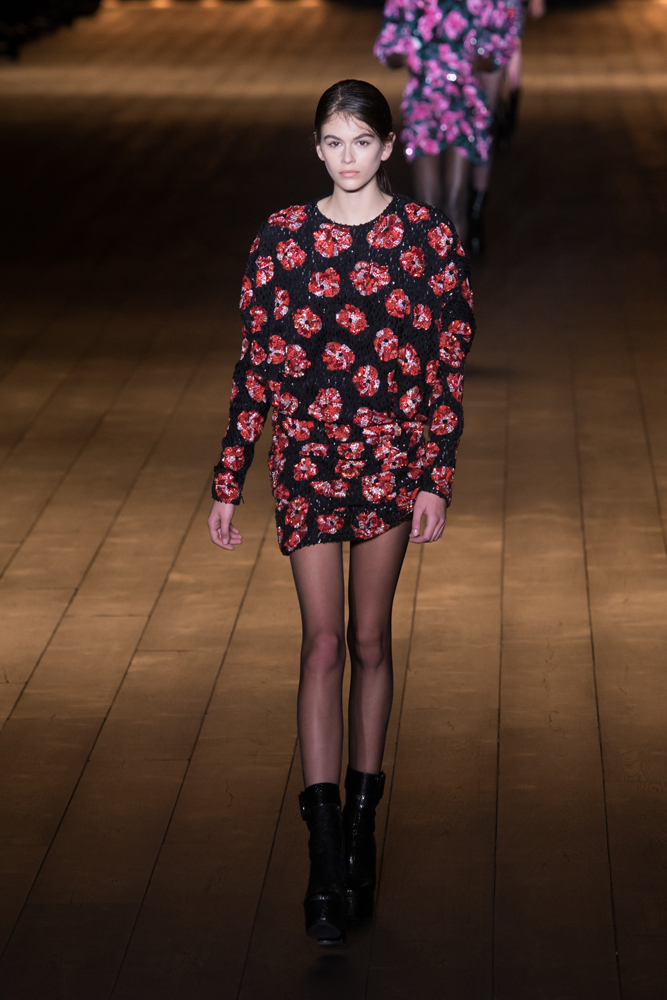 YSL 2018 SONBAHAR-KIŞ DEFİLESİ