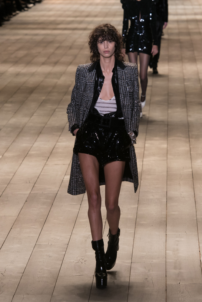 YSL 2018 SONBAHAR-KIŞ DEFİLESİ