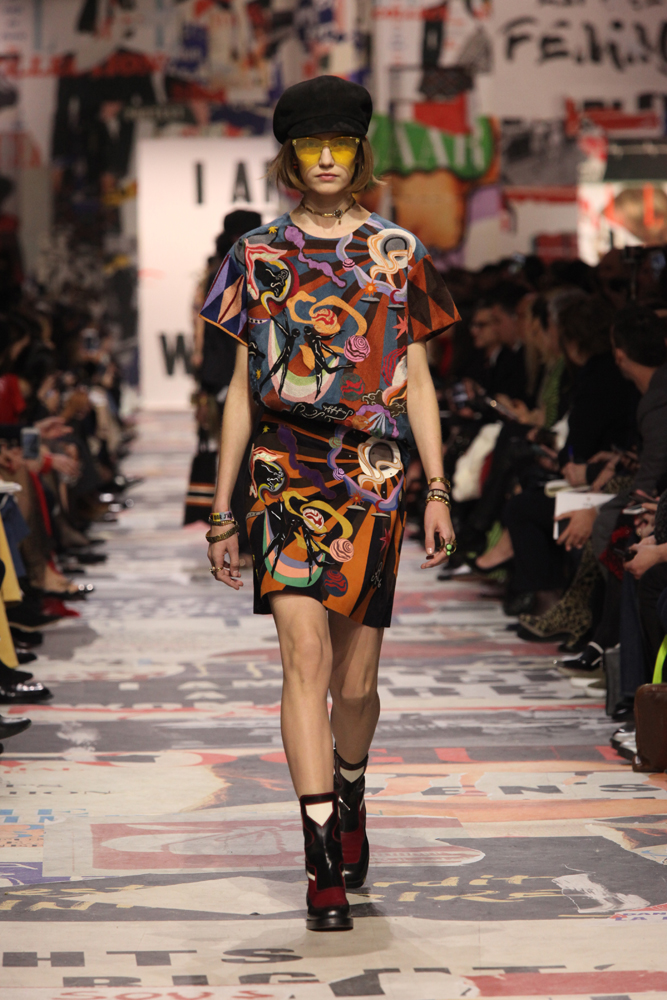 DIOR 2018 SONBAHAR-KIŞ DEFİLESİ