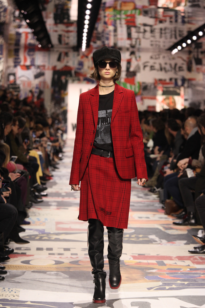 DIOR 2018 SONBAHAR-KIŞ DEFİLESİ