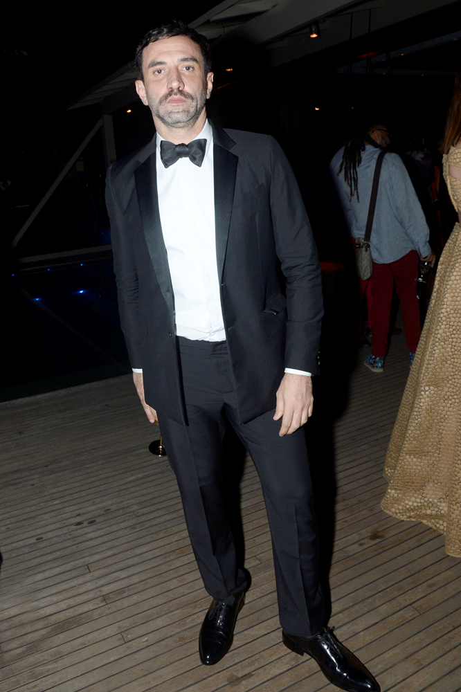 BURBERRYNİN BAŞINA RICCARDO TISCI GEÇTİ