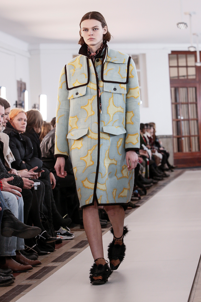 CARVEN 2018 SONBAHAR-KIŞ DEFİLESİ