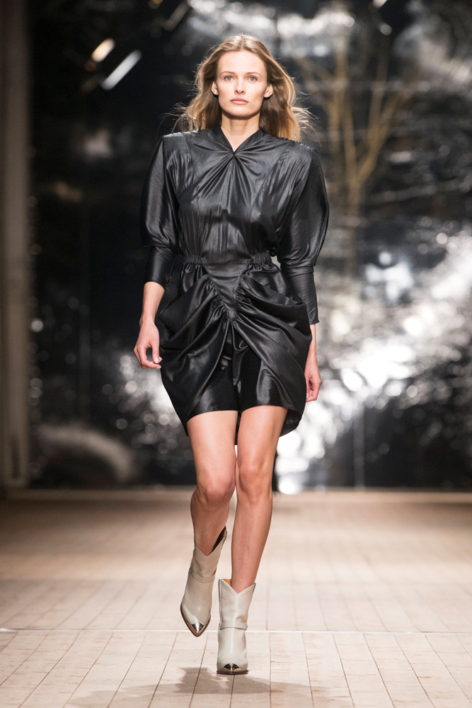 ISABEL MARANT 2018 SONBAHAR-KIŞ DEFİLESİ