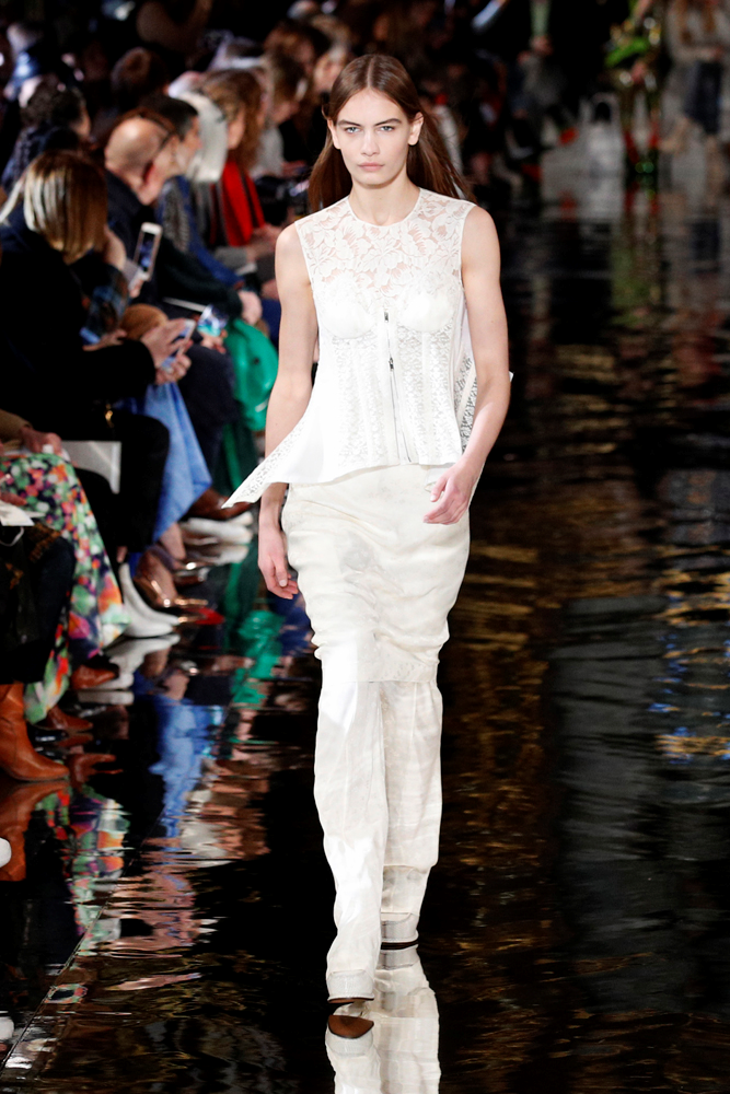 STELLA MCCARTNEY 2018 SONBAHAR-KIŞ DEFİLESİ