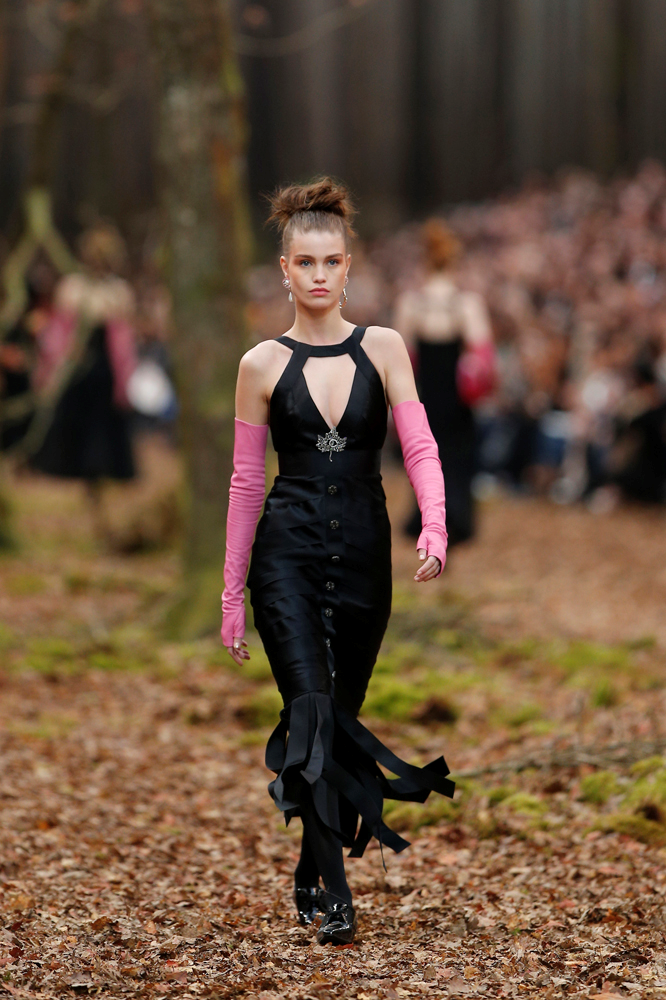 CHANEL 2018 SONBAHAR-KIŞ DEFİLESİ