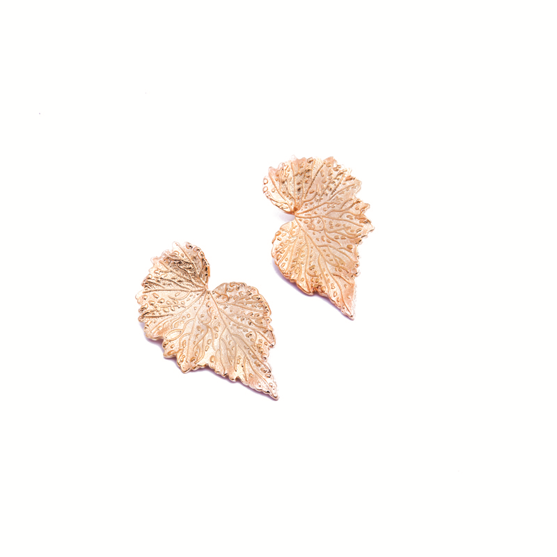 MODA PARÇALARI YAKIN KADRAJIMIZDA